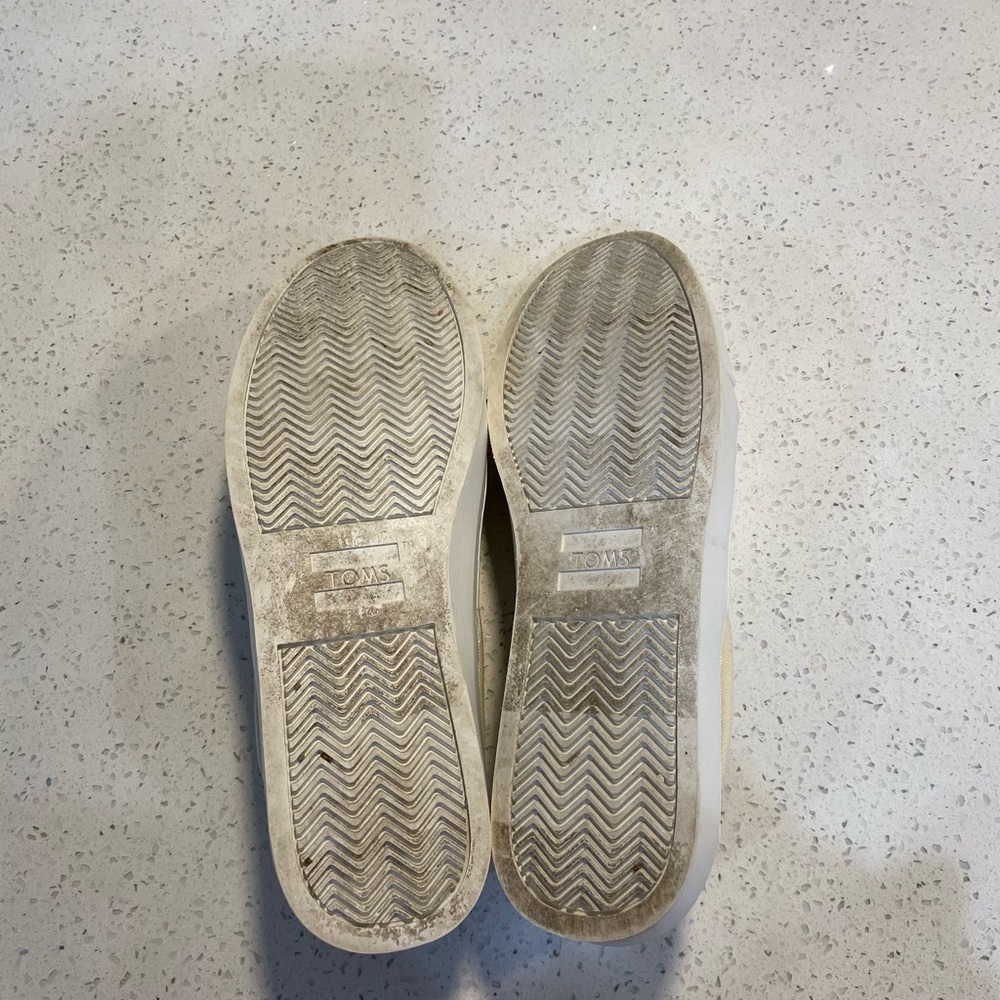 TOMS shoes - Picture 6 of 7